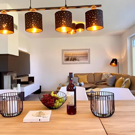 Lotta - Mit Kamin Und Sauna Fuer 7 Personen Hébergement de vacances