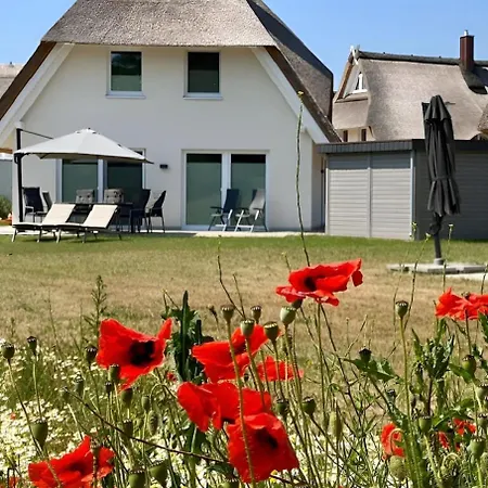 Lotta - Mit Kamin Und Sauna Fuer 7 Personen Holiday home
