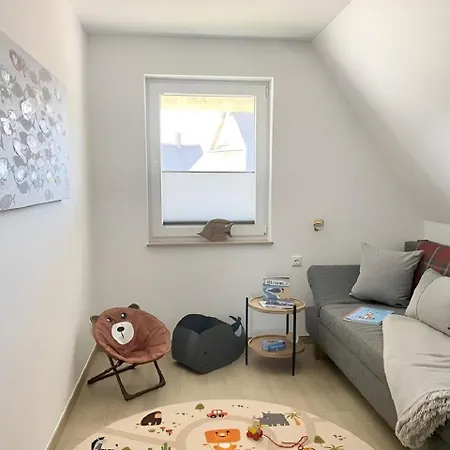 Lotta - Mit Kamin Und Sauna Fuer 7 Personen Pepelow