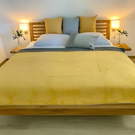 Lotta - Mit Kamin Und Sauna Fuer 7 Personen Pepelow