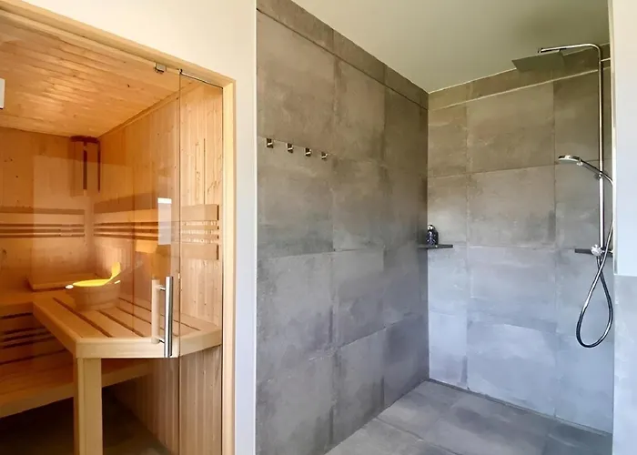 Lotta - Mit Kamin Und Sauna Fuer 7 Personen * Pepelow